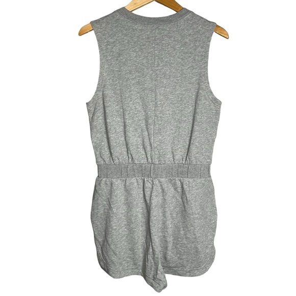 Nike Sweatsuit romper gray sleeveless shorts women’s size medium center swoosh - Picture 3 of 8